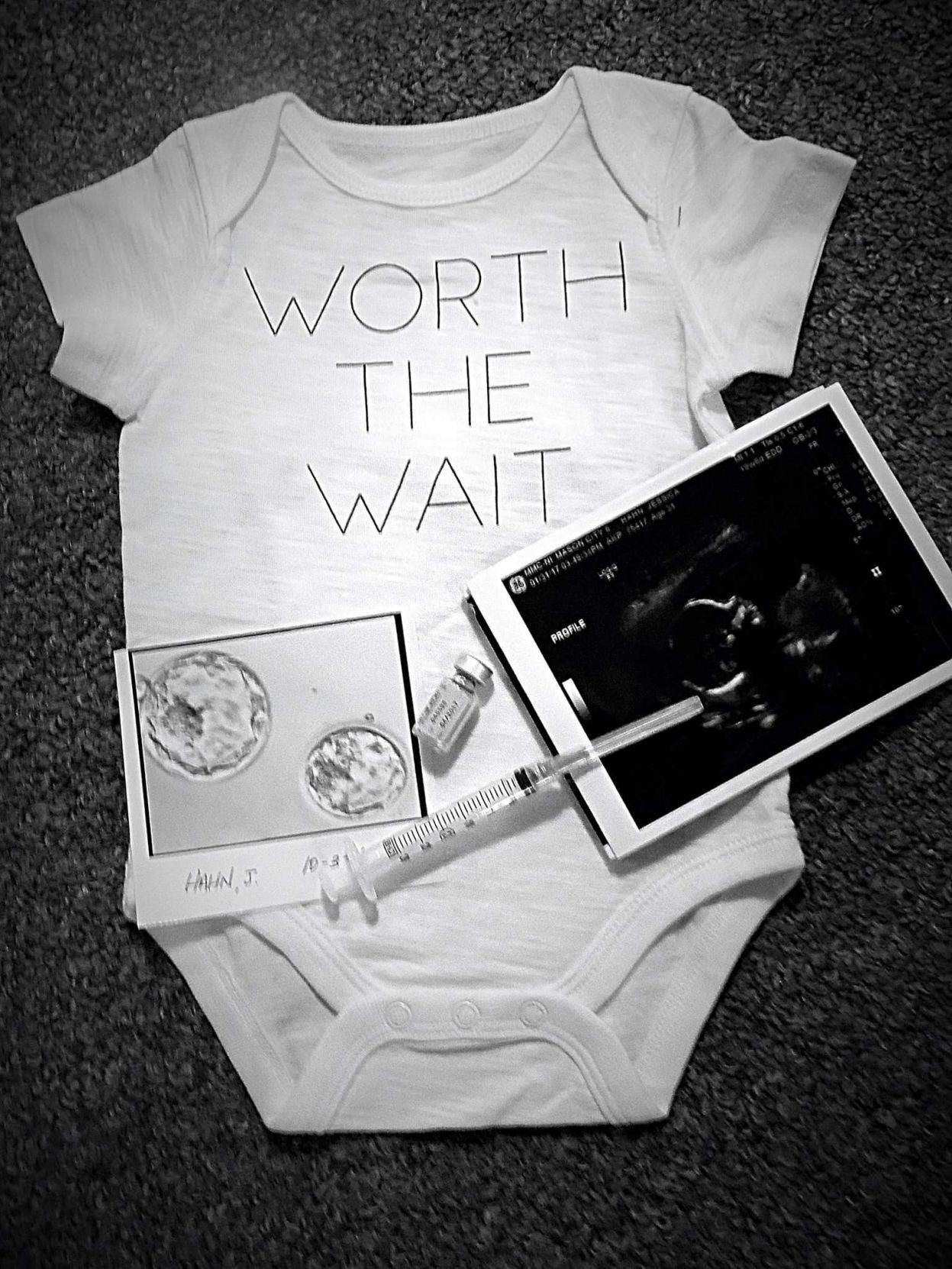 Photo announcement